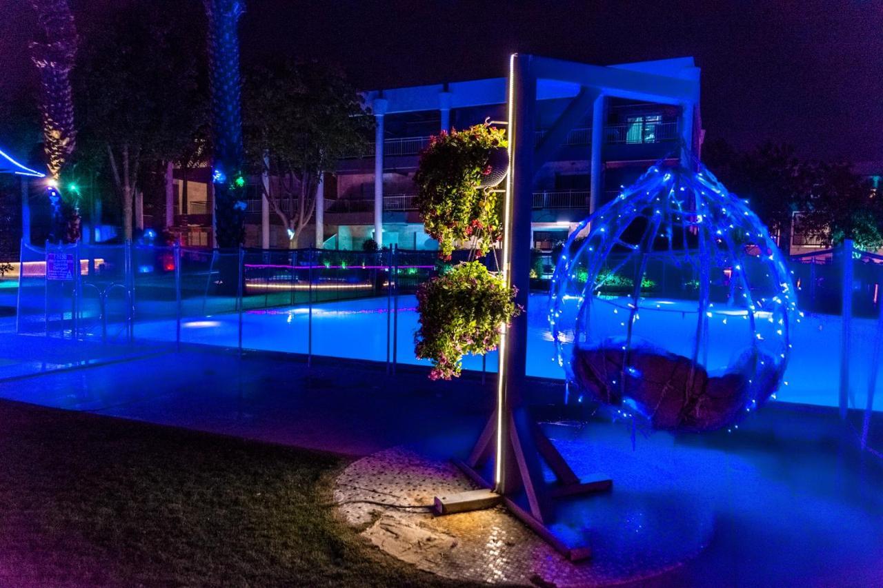 דירת גן פונה לבריכה - Pool Garden View Eilat Apartment Exterior photo