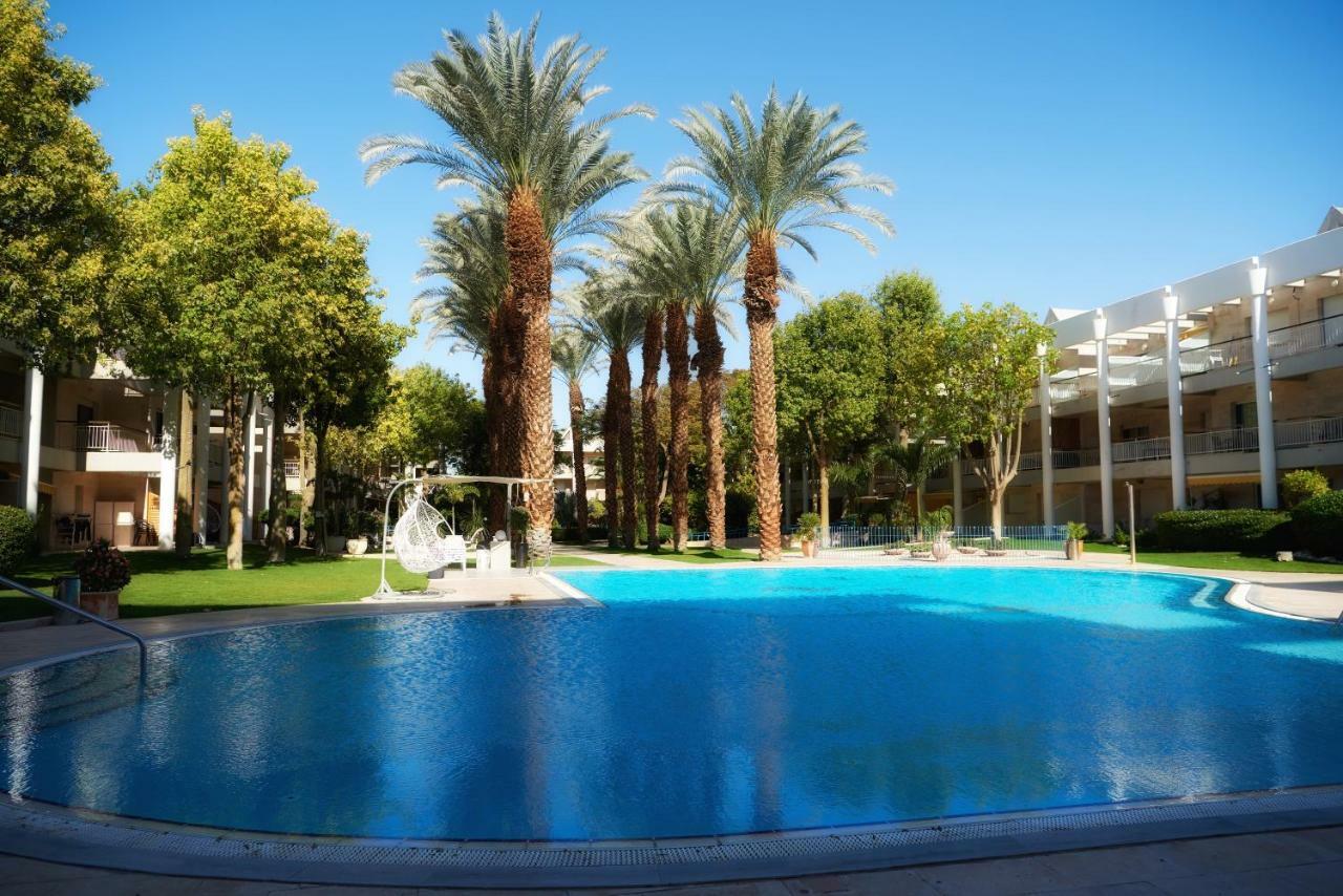 דירת גן פונה לבריכה - Pool Garden View Eilat Apartment Exterior photo