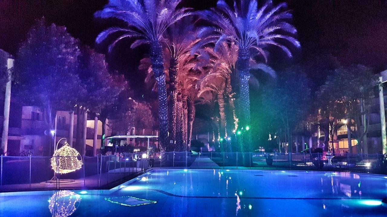 דירת גן פונה לבריכה - Pool Garden View Eilat Apartment Exterior photo